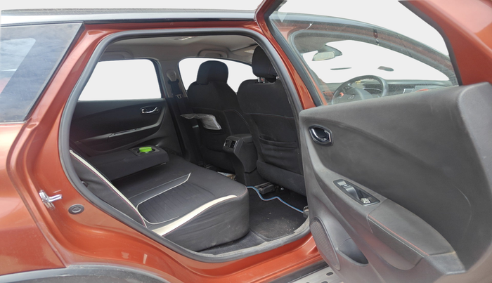 2018 Renault Captur RXL PETROL, Petrol, Manual, 61,852 km, interior