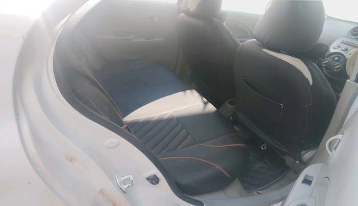 2011 Nissan Micra XV DIESEL, Diesel, Manual, 1,38,519 km, interior