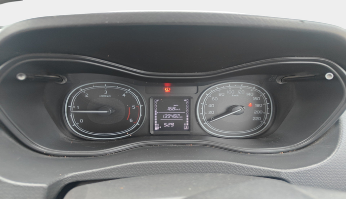 2017 Maruti Vitara Brezza VDI (O), Diesel, Manual, 1,39,482 km, interior