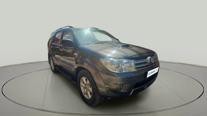 2010 Toyota Fortuner 3.0 4X4 MT, Diesel, Manual, 95,518 km, exterior