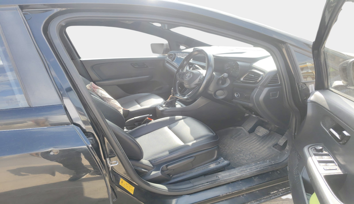2022 Tata ALTROZ XTA DARK EDTION, Petrol, Automatic, 23,668 km, interior
