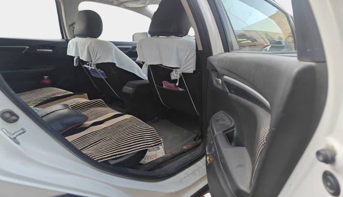 2018 Honda WR-V 1.5L I-DTEC VX MT, Diesel, Manual, 1,05,059 km, interior