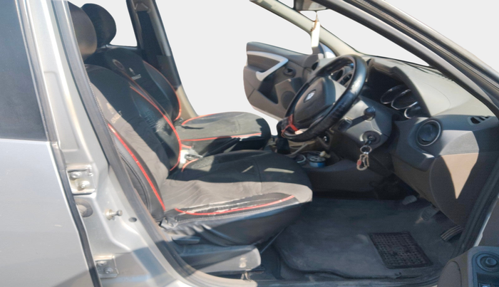 2016 Renault Duster 85 PS RXL DIESEL, Diesel, Manual, 99,894 km, interior