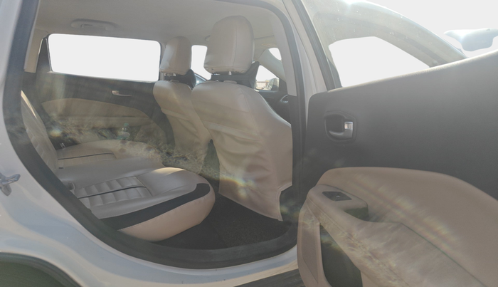 2017 Jeep Compass LONGITUDE (O) 2.0 DIESEL, Diesel, Manual, 1,38,143 km, interior