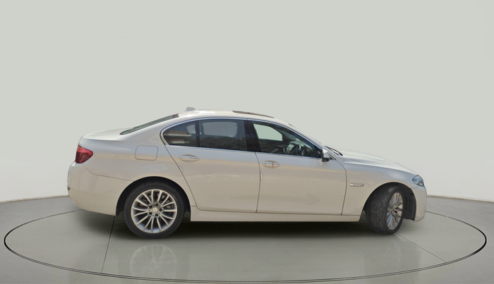 2016 BMW 5 Series 520D LUXURY LINE, Diesel, Automatic, 98,329 km, exterior