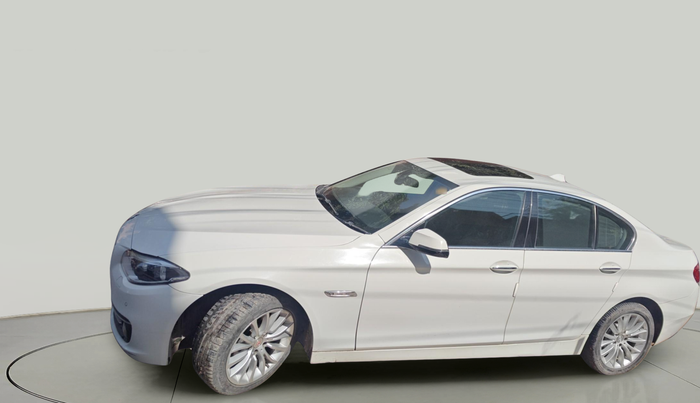 2016 BMW 5 Series 520D LUXURY LINE, Diesel, Automatic, 98,329 km, exterior