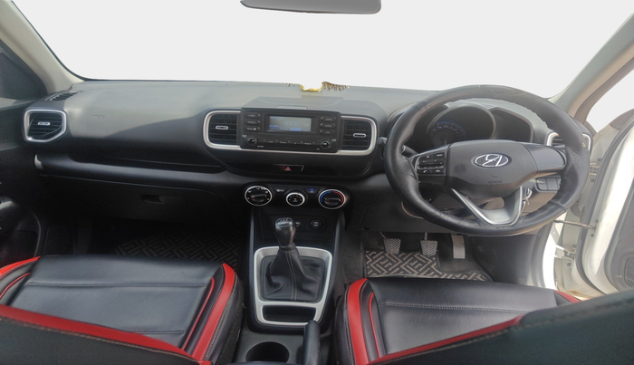 2020 Hyundai VENUE S 1.2, Petrol, Manual, 61,077 km, interior