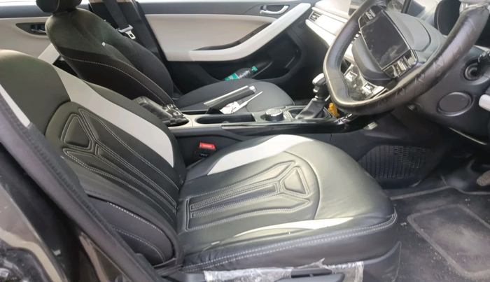 2024 Tata NEXON Creative Plus 1.2 Revotron 6MT, Petrol, Manual, 6,856 km, interior