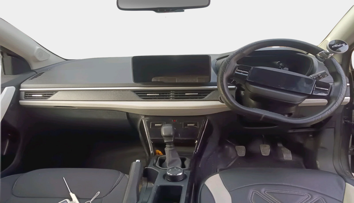 2024 Tata NEXON Creative Plus 1.2 Revotron 6MT, Petrol, Manual, 6,856 km, interior