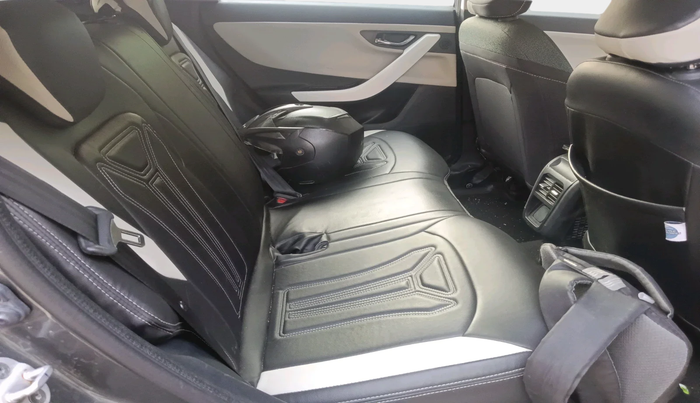 2024 Tata NEXON Creative Plus 1.2 Revotron 6MT, Petrol, Manual, 6,856 km, interior