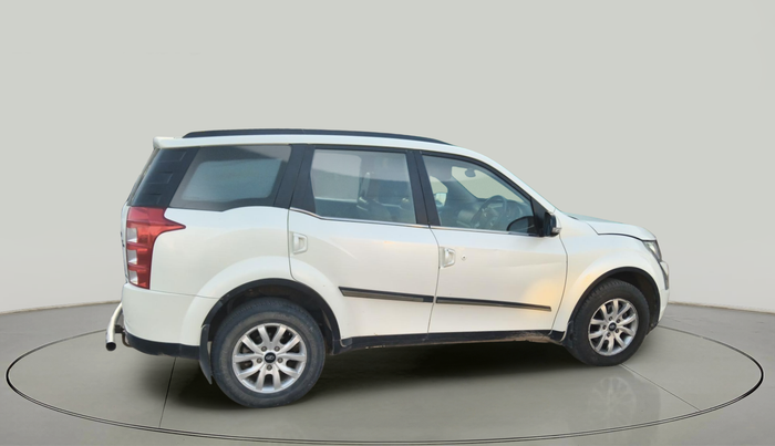 2017 Mahindra XUV500 W10, Diesel, Manual, 1,13,077 km, exterior