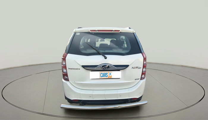 2017 Mahindra XUV500 W10, Diesel, Manual, 1,13,077 km, exterior