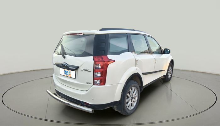 2017 Mahindra XUV500 W10, Diesel, Manual, 1,13,077 km, exterior