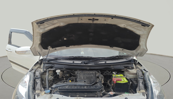 2015 Maruti Swift Dzire VXI, Petrol, Manual, 57,177 km, exterior