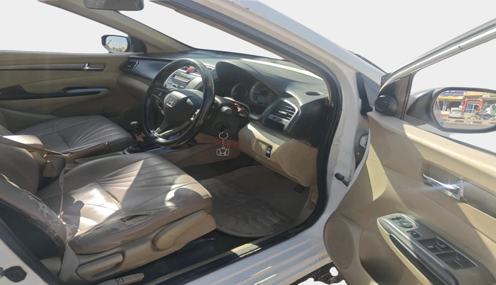 2013 Honda City 1.5L I-VTEC V MT, Petrol, Manual, 1,71,482 km, interior