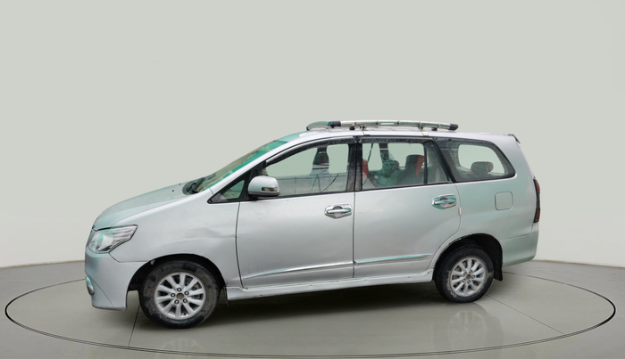 2014 Toyota Innova 2.5 VX 8 STR, Diesel, Manual, 1,55,362 km, exterior