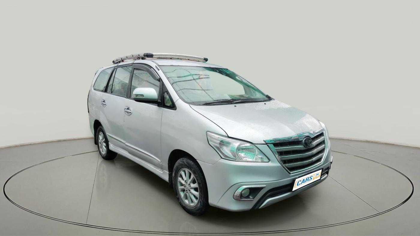 2014 Toyota Innova 2.5 VX 8 STR, Diesel, Manual, 1,55,362 km, exterior