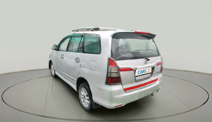 2014 Toyota Innova 2.5 VX 8 STR, Diesel, Manual, 1,55,362 km, exterior