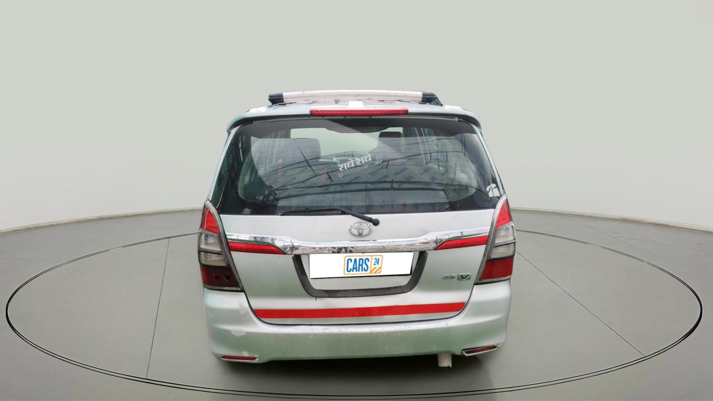 2014 Toyota Innova 2.5 VX 8 STR, Diesel, Manual, 1,55,362 km, exterior