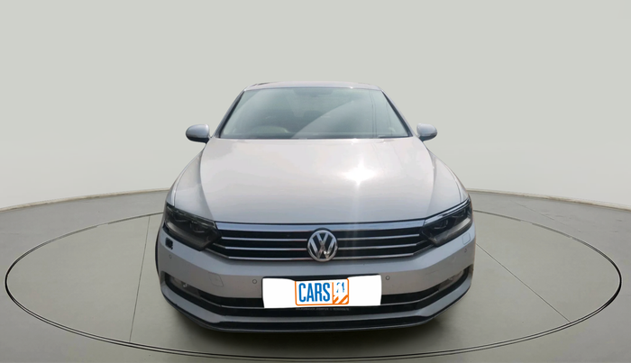 2018 Volkswagen Passat HIGHLINE DSG, Diesel, Automatic, 1,66,219 km, exterior