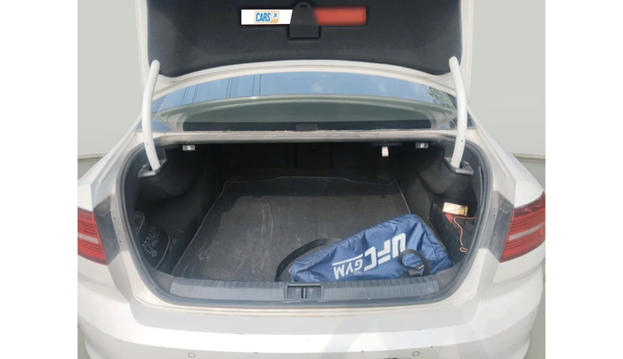 2018 Volkswagen Passat HIGHLINE DSG, Diesel, Automatic, 1,66,219 km, exterior