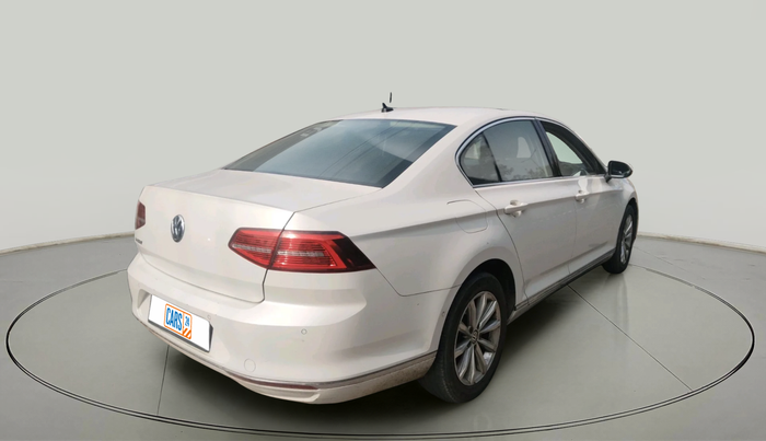 2018 Volkswagen Passat HIGHLINE DSG, Diesel, Automatic, 1,66,219 km, exterior