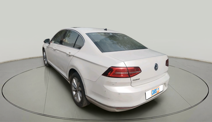 2018 Volkswagen Passat HIGHLINE DSG, Diesel, Automatic, 1,66,219 km, exterior