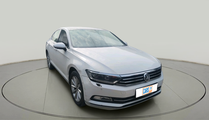 2018 Volkswagen Passat HIGHLINE DSG, Diesel, Automatic, 1,66,219 km, exterior
