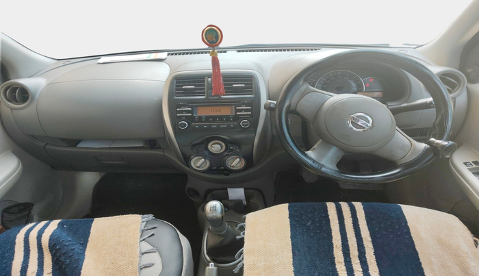 2014 Nissan Micra XV DIESEL, Diesel, Manual, 2,63,269 km, interior