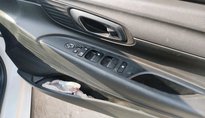 2023 Hyundai NEW I20 SPORTZ 1.2 MT, Petrol, Manual, 67,486 km, interior