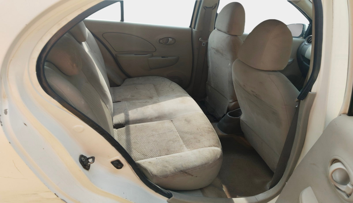 2011 Nissan Micra XV DIESEL, Diesel, Manual, 1,37,804 km, interior