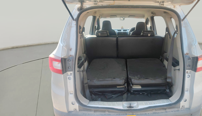 2020 Renault TRIBER RXT, Petrol, Manual, 17,815 km, exterior