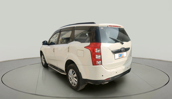 2016 Mahindra XUV500 W4, Diesel, Manual, 1,20,696 km, exterior