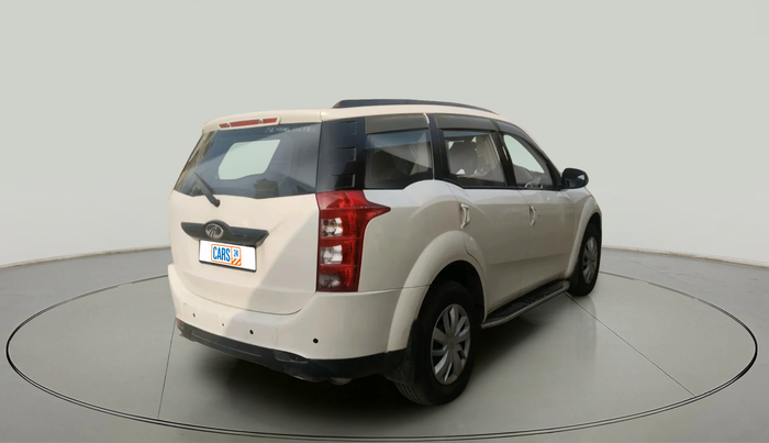 2016 Mahindra XUV500 W4, Diesel, Manual, 1,20,696 km, exterior