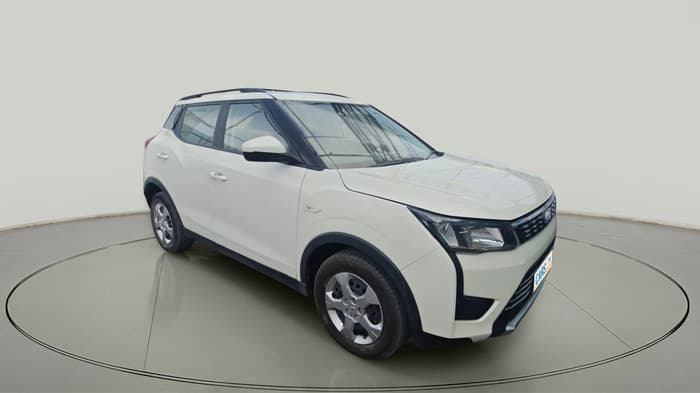 2021 Mahindra XUV300 W6 1.5 Diesel, Diesel, Manual, 47,480 km, exterior