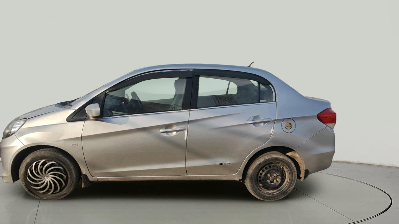 2015 Honda Amaze 1.2L I-VTEC S, CNG, Manual, 1,03,217 km, exterior