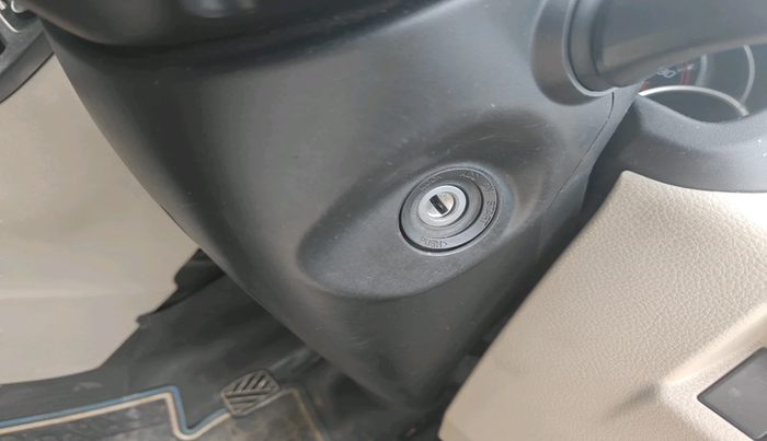 2019 Maruti New Wagon-R ZXI 1.2, Petrol, Manual, 1,32,221 km, interior