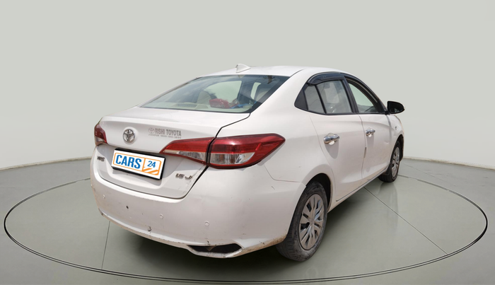 2018 Toyota YARIS J CVT, Petrol, Automatic, 1,39,473 km, exterior