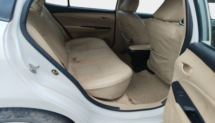 2018 Toyota YARIS J CVT, Petrol, Automatic, 1,39,473 km, interior