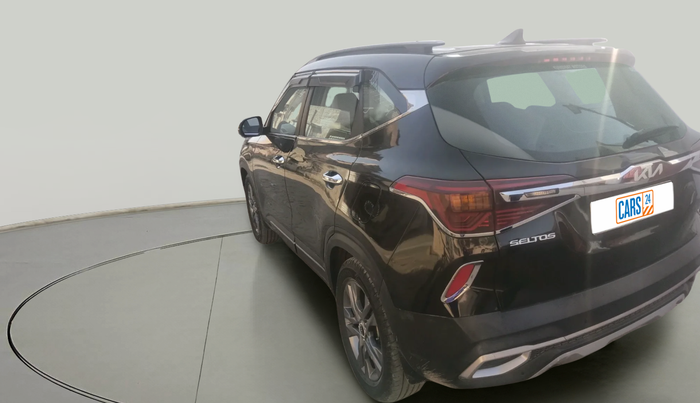 2021 KIA SELTOS HTX 1.5 PETROL, Petrol, Manual, 1,10,683 km, exterior