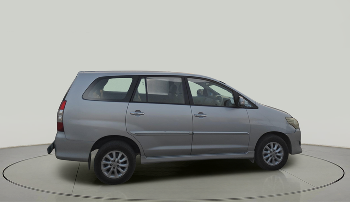 2012 Toyota Innova 2.5 VX 8 STR, Diesel, Manual, 1,21,691 km, exterior