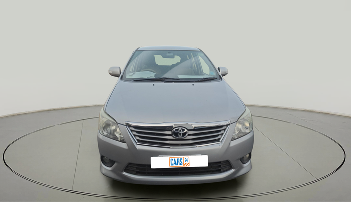 2012 Toyota Innova 2.5 VX 8 STR, Diesel, Manual, 1,21,691 km, exterior