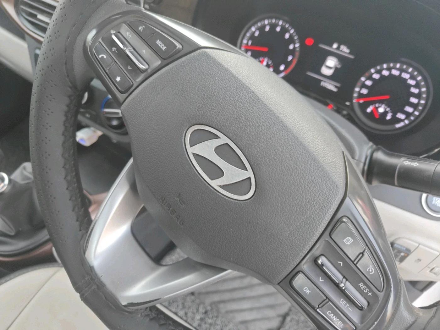 2023 Hyundai AURA SX 1.2, CNG, Manual, 1,17,326 km, interior