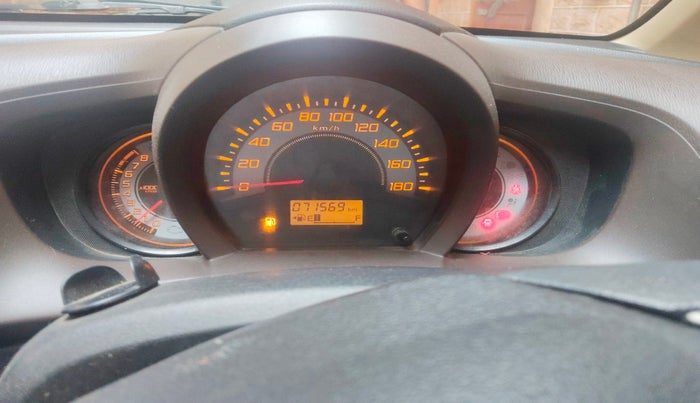 2013 Honda Brio V MT, Petrol, Manual, 71,569 km, interior