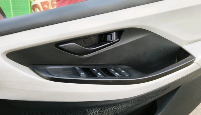 2023 Hyundai Creta E 1.5 PETROL, Petrol, Manual, 93,977 km, interior