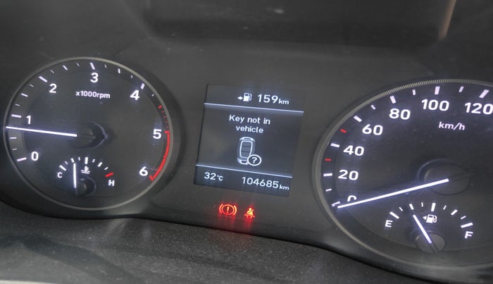 2018 Hyundai Verna 1.6 SX (O) CRDI MT, Diesel, Manual, 1,04,685 km, interior
