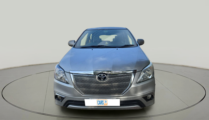 2014 Toyota Innova 2.5 VX 8 STR, Diesel, Manual, 78,053 km, exterior