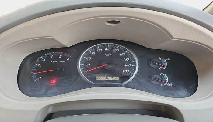 2014 Toyota Innova 2.5 VX 8 STR, Diesel, Manual, 78,053 km, interior