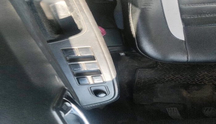 2018 Maruti Swift VXI, Petrol, Manual, 56,751 km, interior