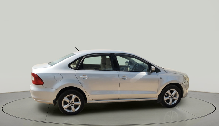 2013 Skoda Rapid ELEGANCE 1.6 TDI CR MT, Diesel, Manual, 1,25,389 km, exterior